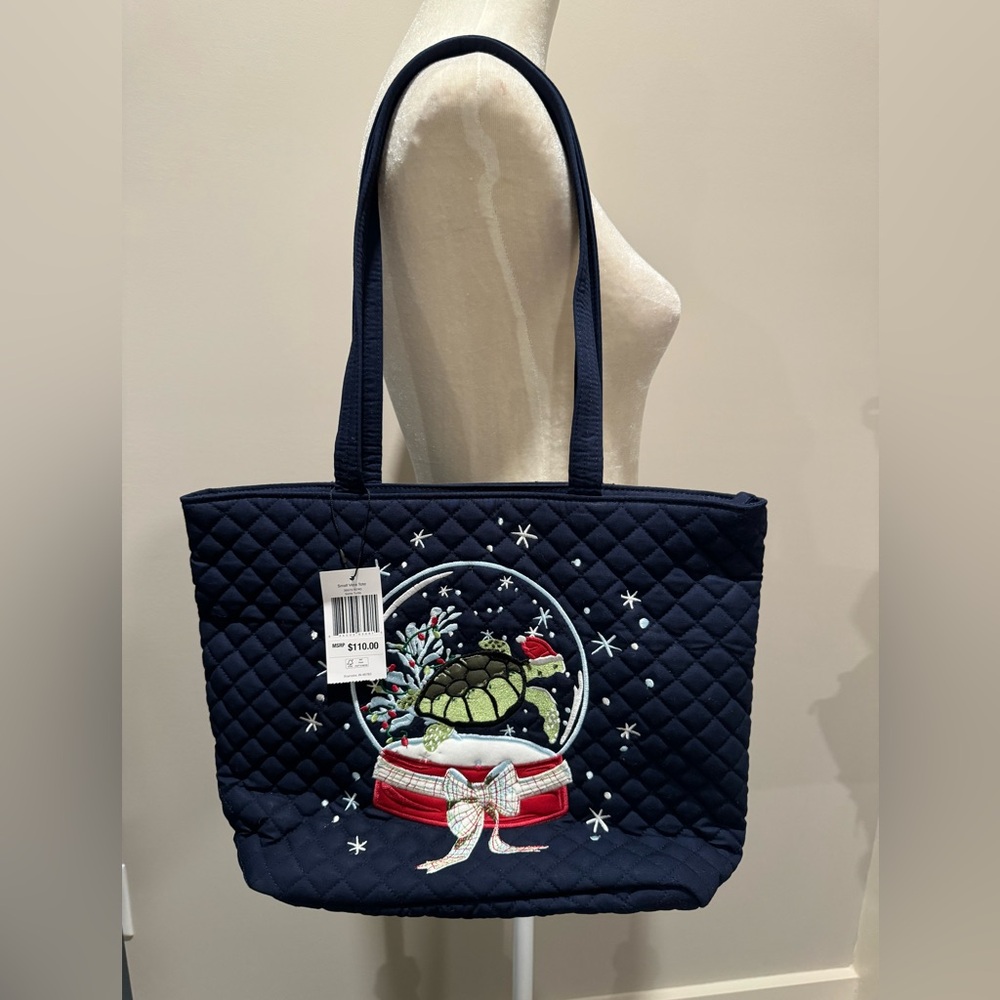 Vera Bradley Vera Tote Santa Turtle NWT